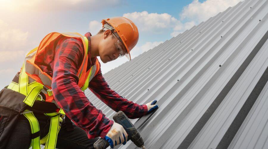 Professional metal roof installation in Simpsonville, KY